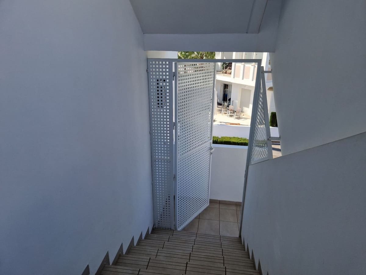 2 bedroom Apartment for sale in Ciudad Quesada with pool garage - € 318,000 (Ref: 9104631)