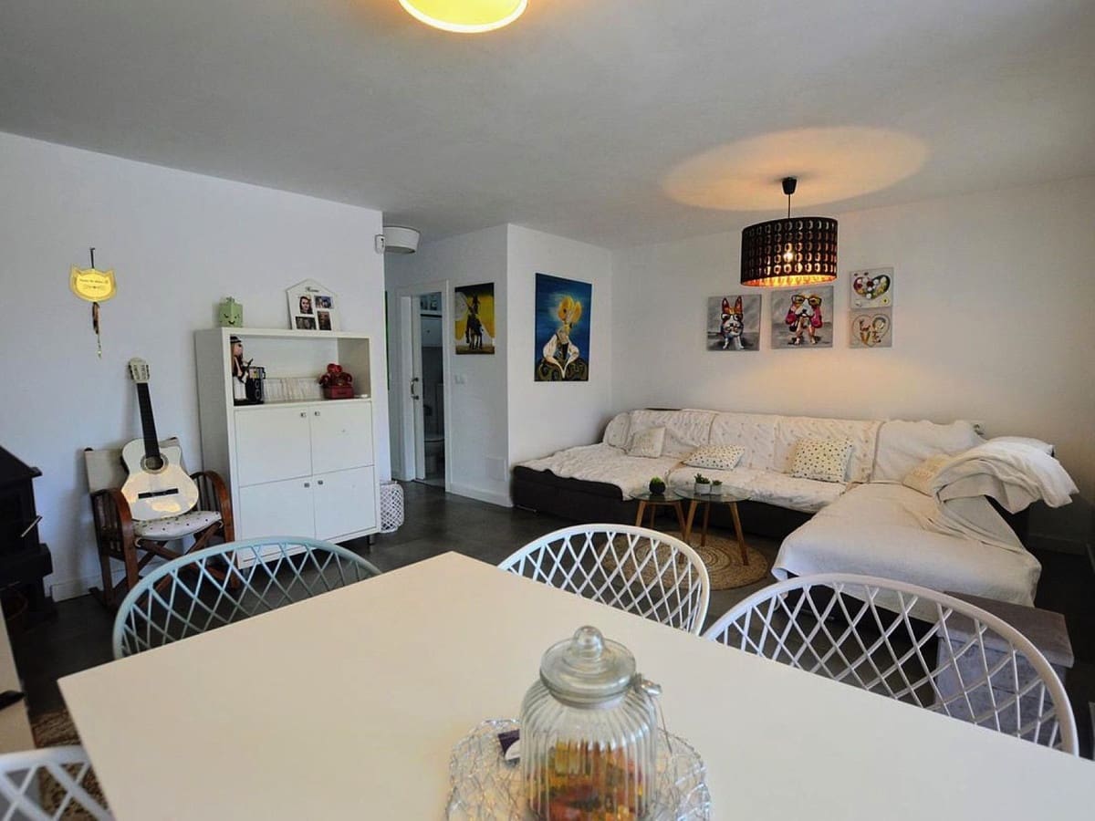 3 slaapkamer Halfvrijstaande villa te koop in Lo Pagan met garage - € 325.000 (Ref: 9104641)