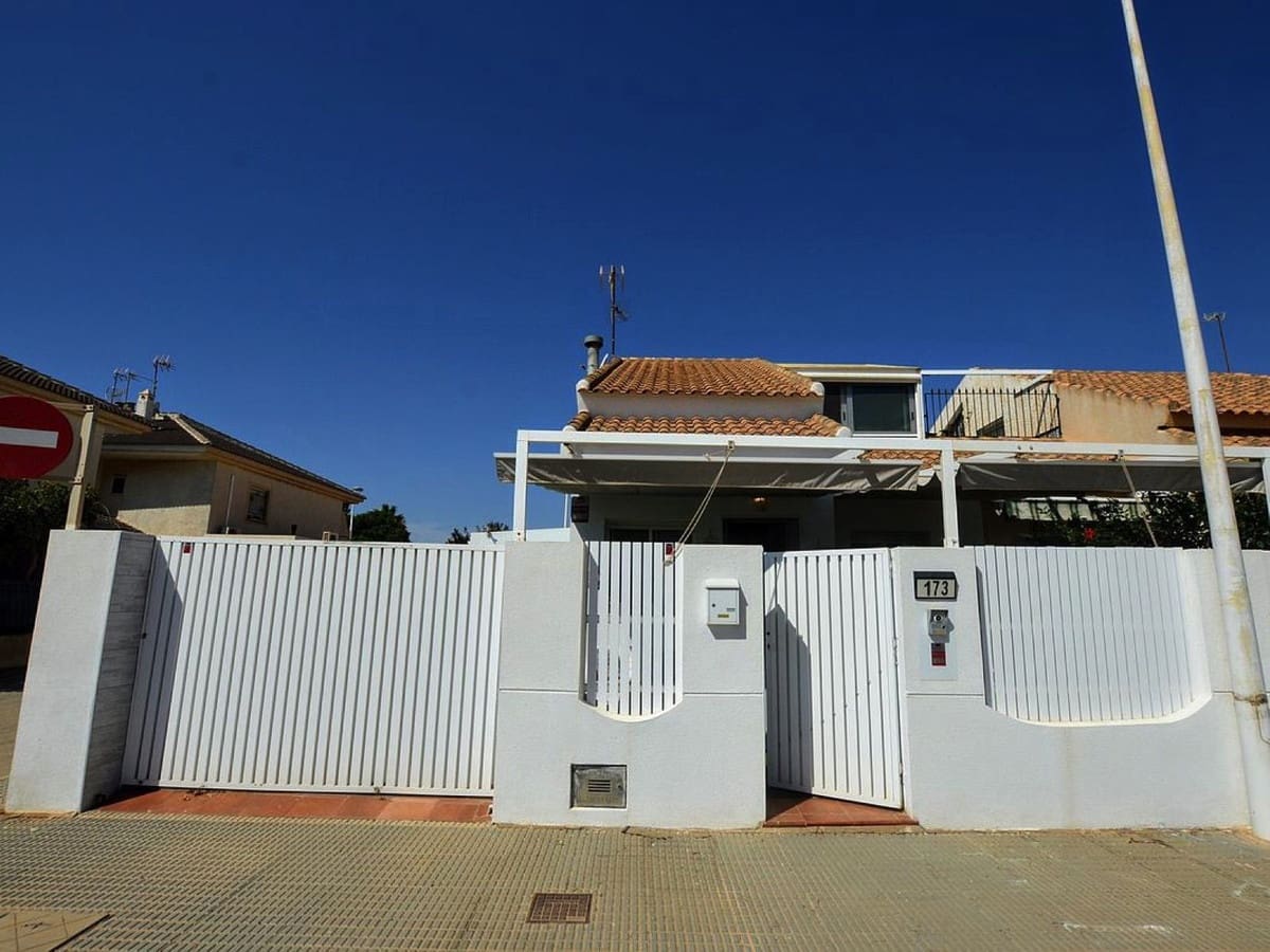 3 slaapkamer Halfvrijstaande villa te koop in Lo Pagan met garage - € 325.000 (Ref: 9104641)