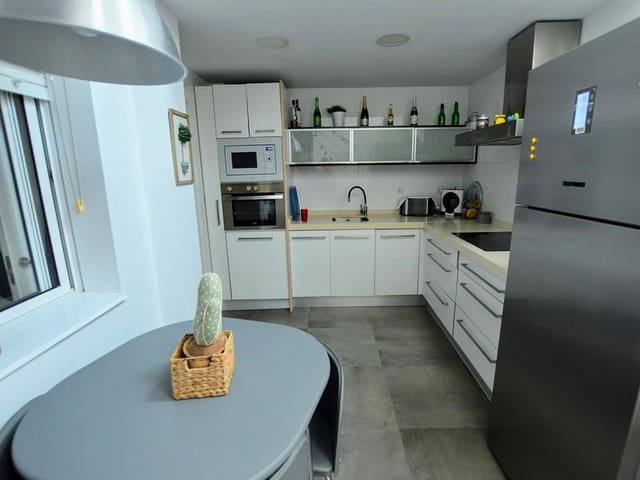 3 quarto Moradia Geminada para venda em Lo Pagan, San Pedro del Pinatar com garagem - 325 000 € (Ref: 9104641)