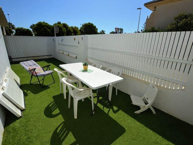 3 quarto Moradia Geminada para venda em Lo Pagan, San Pedro del Pinatar com garagem - 325 000 € (Ref: 9104641)