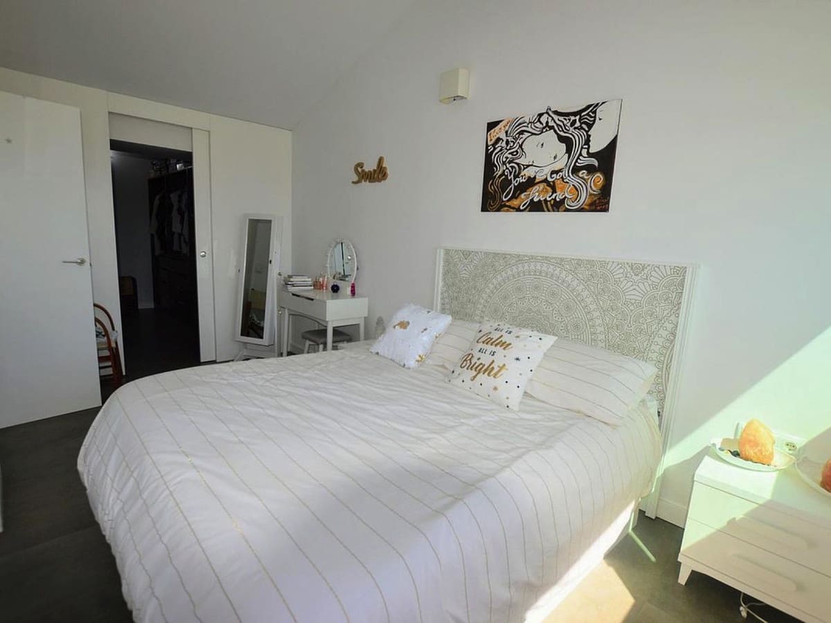 3 chambre Villa/Maison Semi-Mitoyenne à vendre à Lo Pagan avec garage - 325 000 € (Ref: 9104641)