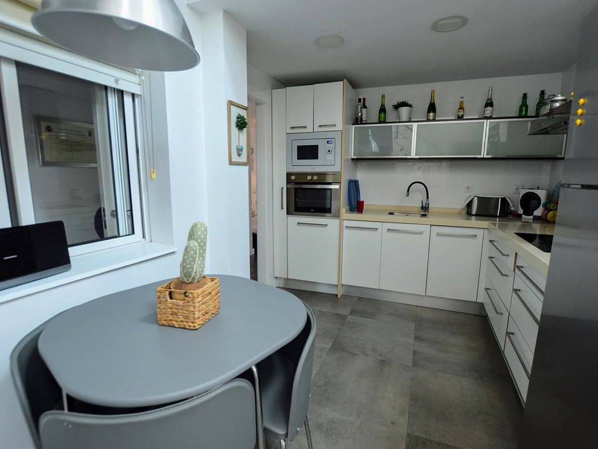 3 soverom Kjedet enebolig til salgs i Lo Pagan med garasje - € 325 000 (Ref: 9104641)