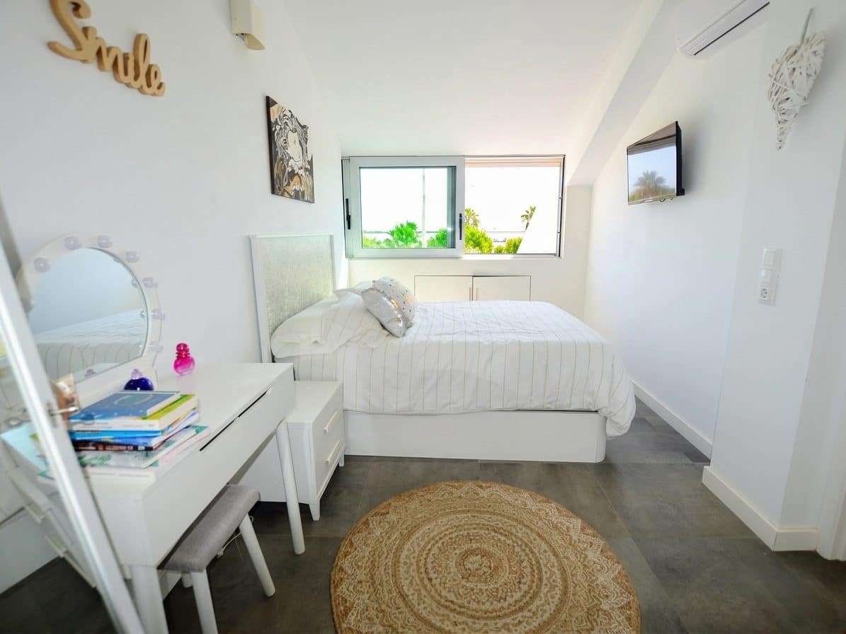 3 chambre Villa/Maison à vendre à Lo Pagan avec garage - 325 000 € (Ref: 9104641)