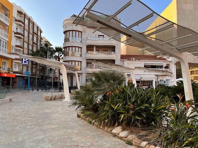 3 Zimmer Apartment zu verkaufen in Torrevieja - 450.000 € (Ref: 9107136)