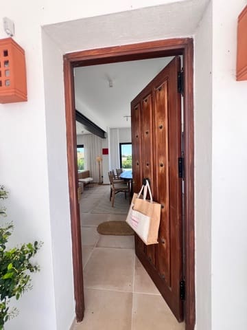 3 sypialnia Willa na sprzedaż w Zona Calvario, Estepona z garażem - 1 395 000 € (Ref: 9110295)