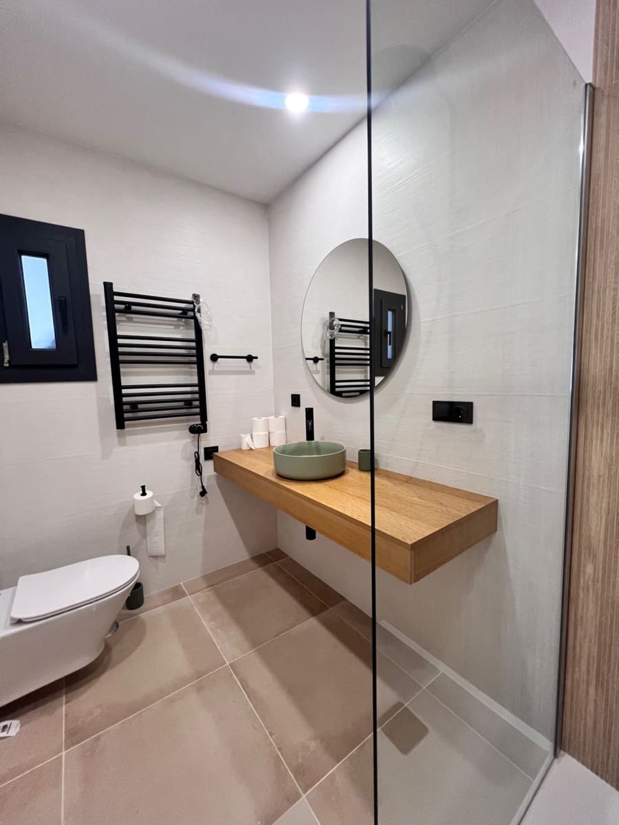 Chalet de 3 habitaciones en Estepona en venta con garaje - 1.395.000 € (Ref: 9110295)