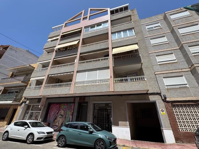 3 bedroom Penthouse for sale in Playa de los Locos, Torrevieja with garage - € 255,000 (Ref: 9112343)