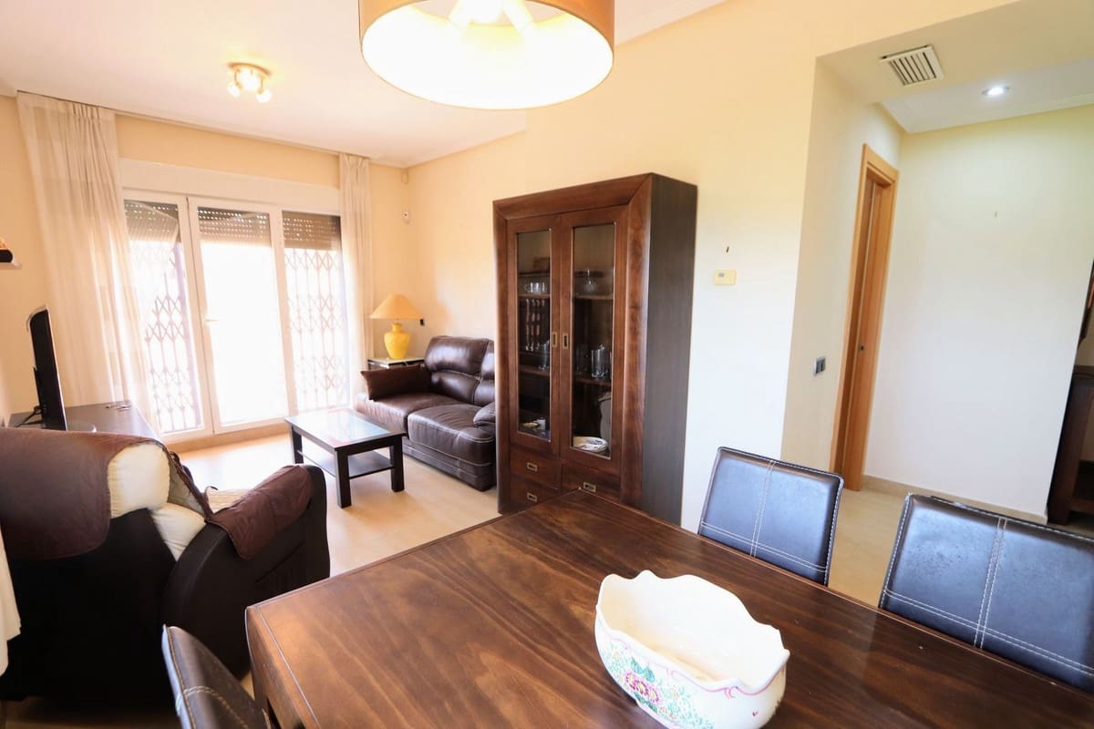 Apartamento de 3 habitaciones en Los Alcázares en venta con piscina garaje - 245.000 € (Ref: 9114139)