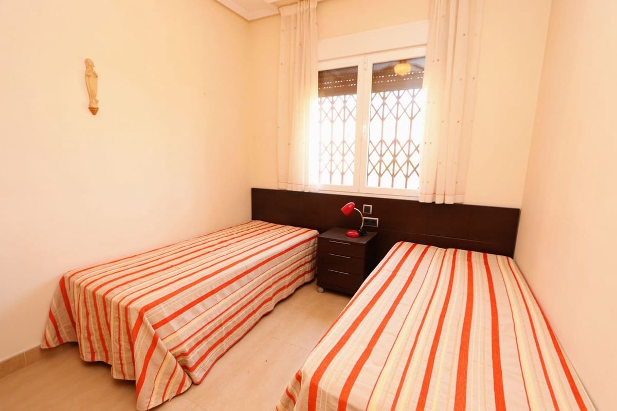 Apartamento de 3 habitaciones en Los Alcázares en venta con piscina garaje - 245.000 € (Ref: 9114139)