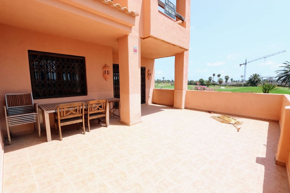 Apartamento de 3 habitaciones en Los Alcázares en venta con piscina garaje - 245.000 € (Ref: 9114139)
