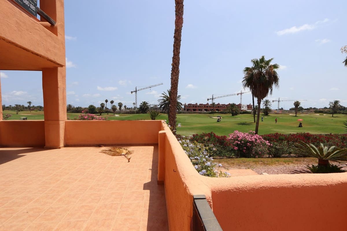Apartamento de 3 habitaciones en Los Alcázares en venta con piscina garaje - 245.000 € (Ref: 9114139)