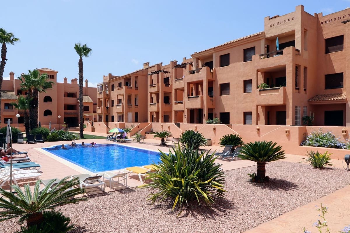Apartamento de 3 habitaciones en Los Alcázares en venta con piscina garaje - 245.000 € (Ref: 9114139)