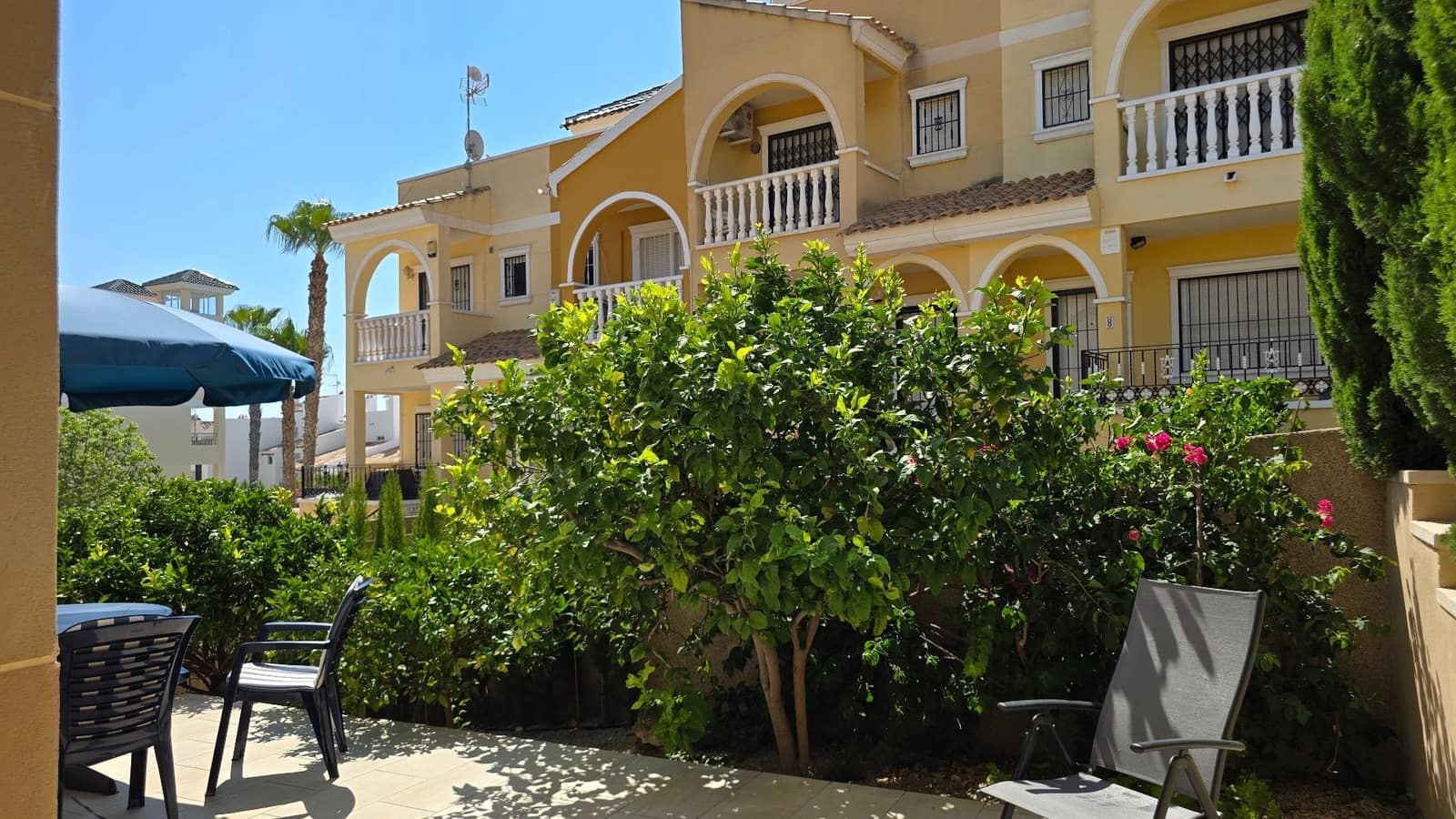 3 quarto Moradia para venda em Orihuela com piscina garagem - 349 995 € (Ref: 9114141)