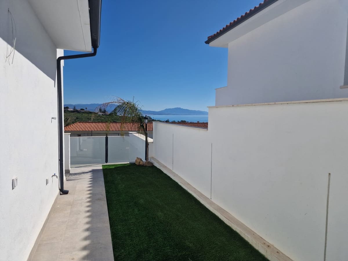 2 quarto Moradia Geminada para venda em Manilva - 385 000 € (Ref: 9118719)