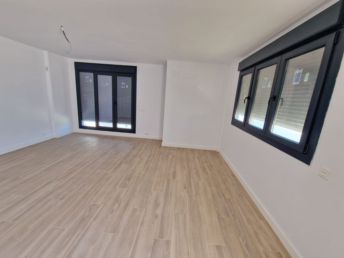 2 chambre Villa/Maison Semi-Mitoyenne à vendre à Manilva - 349 000 € (Ref: 9118719)