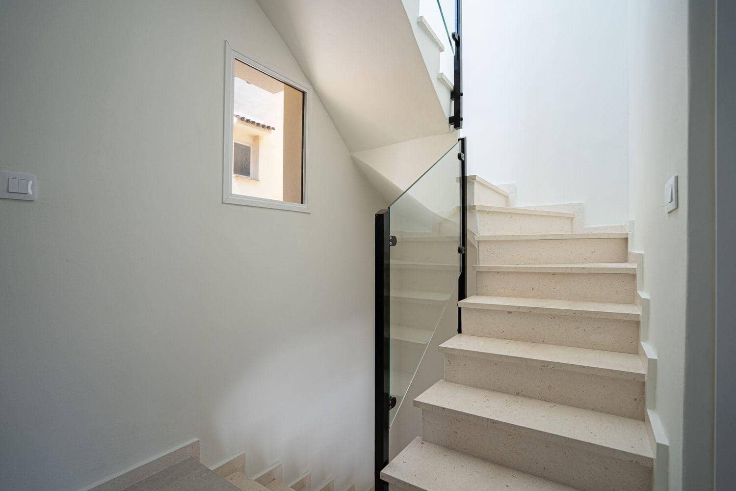 2 soveværelse Semi-Rækkehus til salg i Orihuela Costa med swimmingpool - € 280.000 (Ref: 9128250)