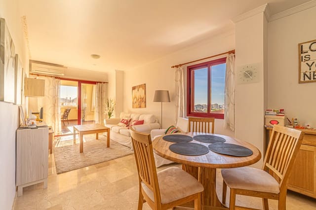 Apartamento de 2 habitaciones en Los Pacos, Fuengirola en venta con piscina garaje - 299.000 € (Ref: 9132379)