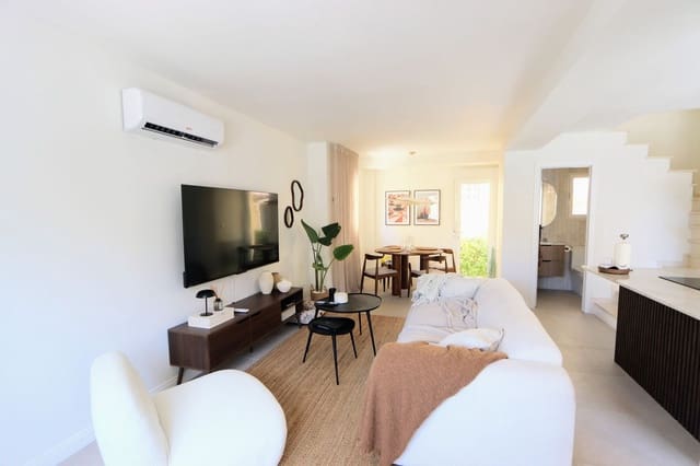 2 sypialnia Dom blizniak na sprzedaż w Los Altos z basenem garażem - 286 000 € (Ref: 9132380)