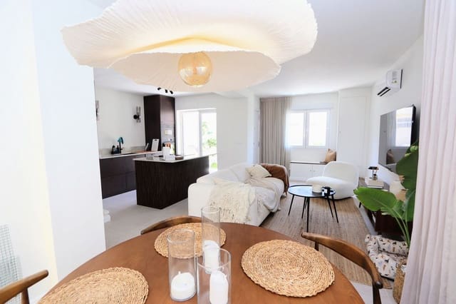 2 sypialnia Dom blizniak na sprzedaż w Los Altos z basenem garażem - 286 000 € (Ref: 9132380)