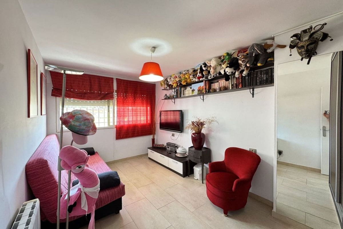 2 bedroom Apartment for sale in Lo Pagan with pool garage - € 159,900 (Ref: 9137103)