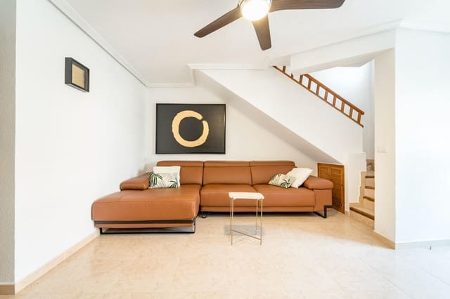 4 makuuhuone Huoneisto myytävänä paikassa Playa de los Náufragos, Torrevieja - 215 500 € (Ref: 9137115)