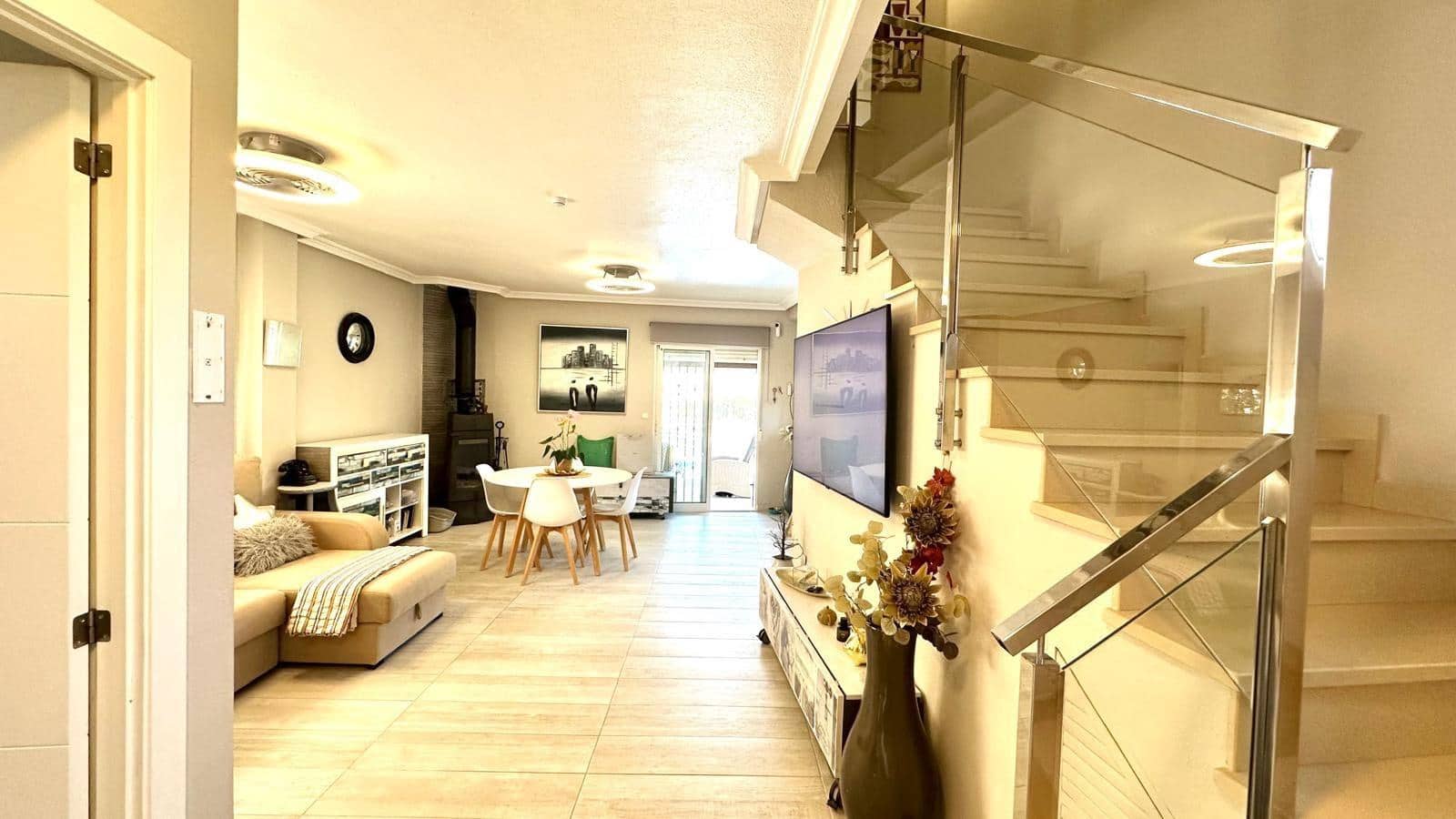 4 bedroom Villa for sale in Orihuela Costa with pool - € 420,000 (Ref: 9137122)