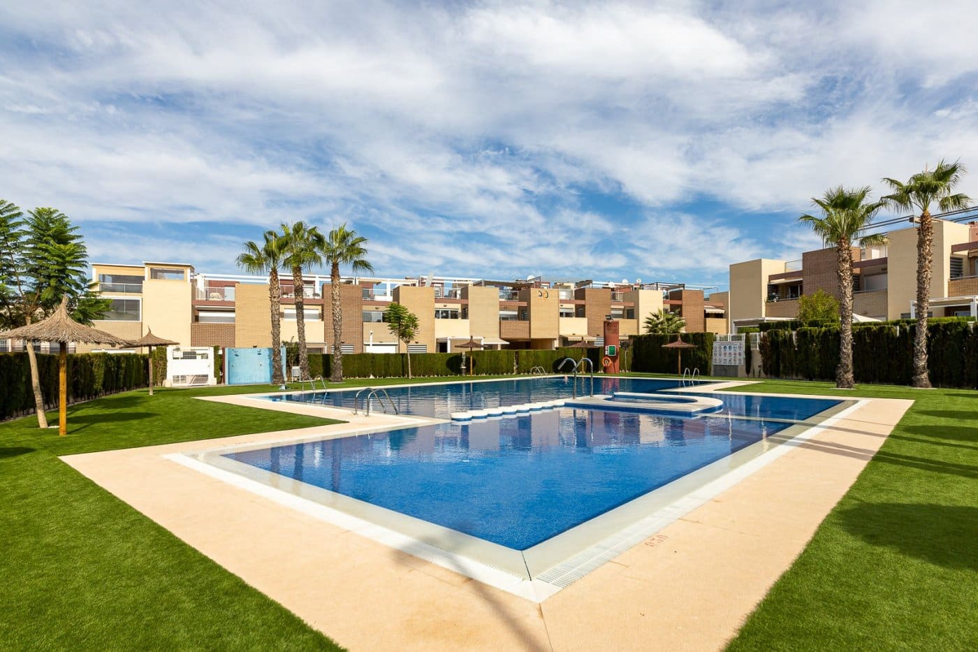 3 sovrum Hus till salu i Torrevieja med pool - 340 000 € (Ref: 9137125)