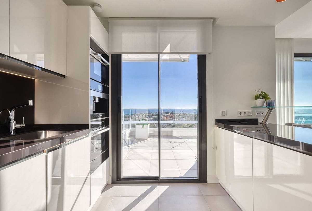 5 makuuhuone Kattohuoneisto myytävänä paikassa Mijas Costa - 3 300 000 € (Ref: 9137127)