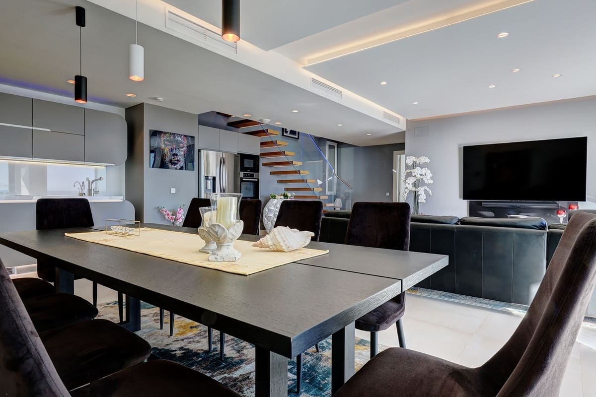 5 makuuhuone Kattohuoneisto myytävänä paikassa Mijas Costa - 3 300 000 € (Ref: 9137127)