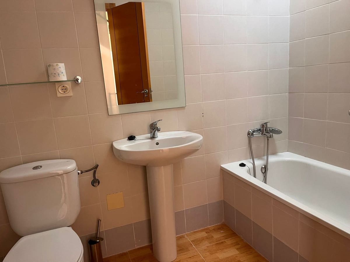 3 bedroom Townhouse for sale in Ciudad Quesada with pool - € 247,000 (Ref: 9141608)