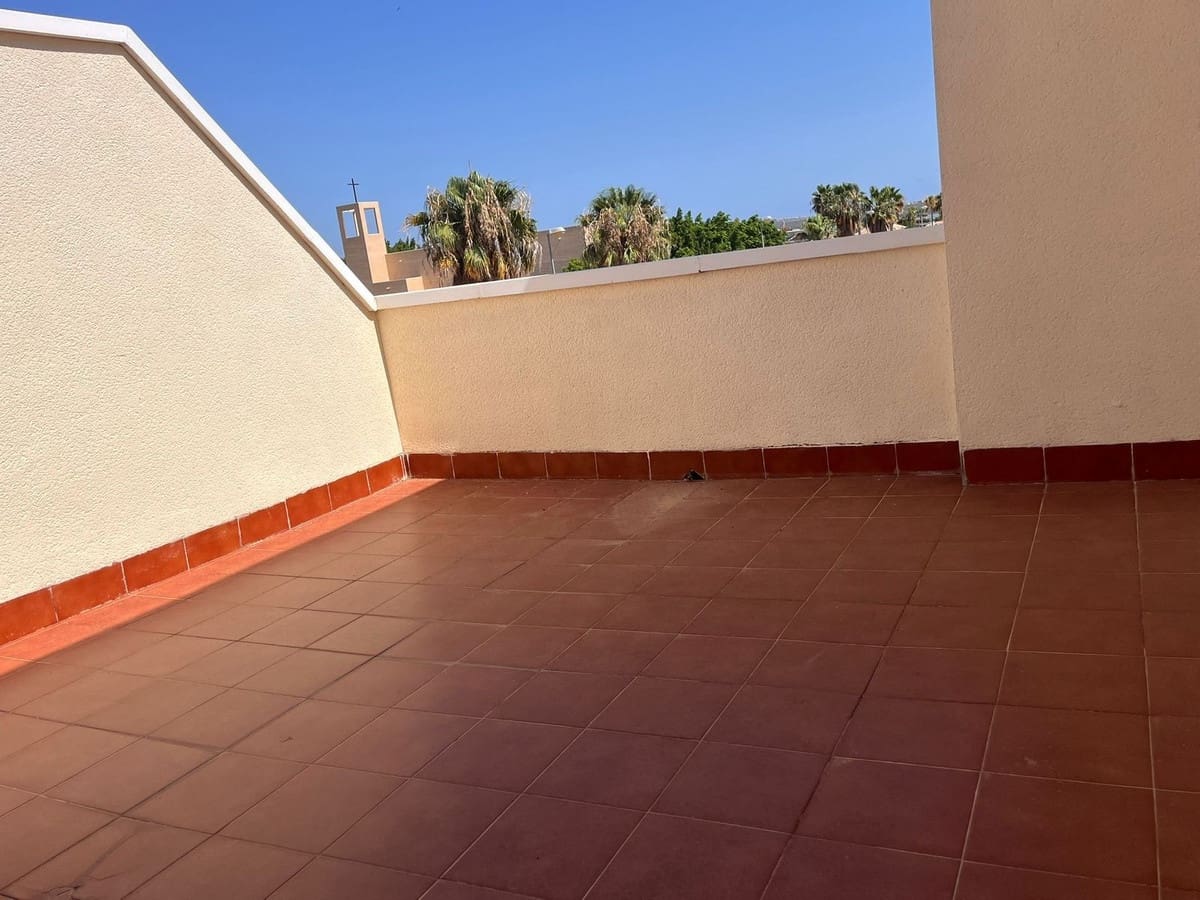 3 bedroom Townhouse for sale in Ciudad Quesada with pool - € 247,000 (Ref: 9141608)