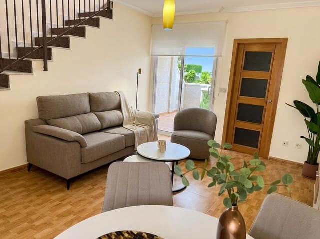 3 slaapkamer Rijtjeshuis te koop in Ciudad Quesada, Rojales met zwembad - € 247.000 (Ref: 9141608)