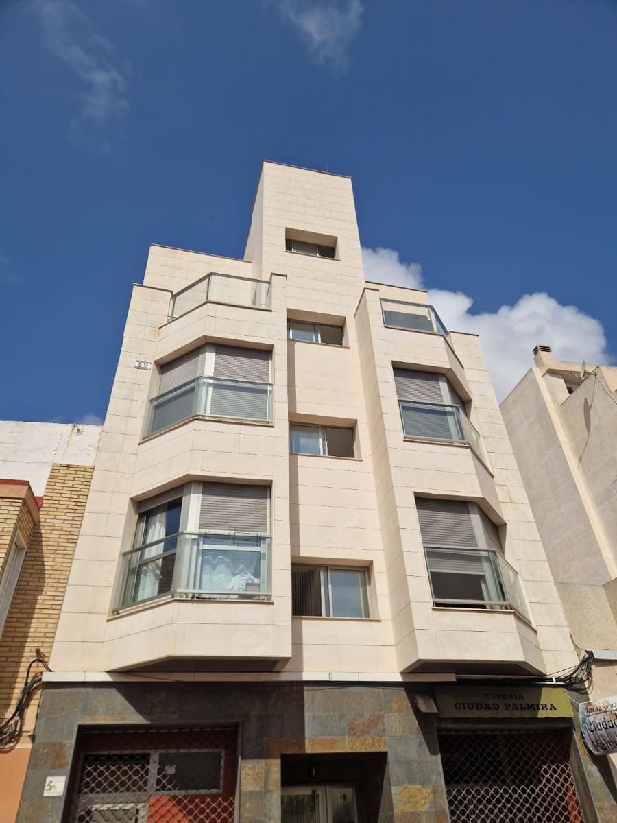 3 soveværelse Lejlighed til salg i Torrevieja - € 145.000 (Ref: 9142867)