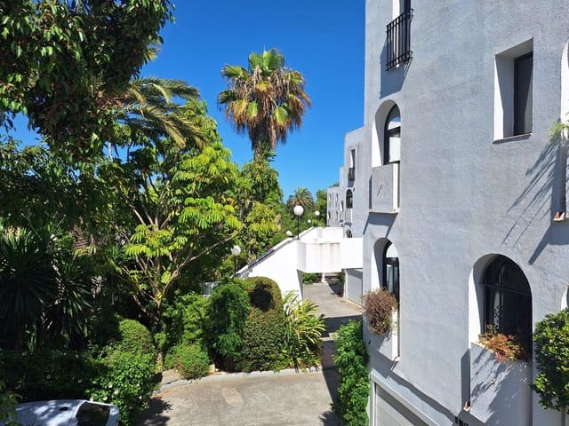 2 soveværelse Lejlighed til salg i Sotogrande Costa, San Roque - € 270.000 (Ref: 9143495)