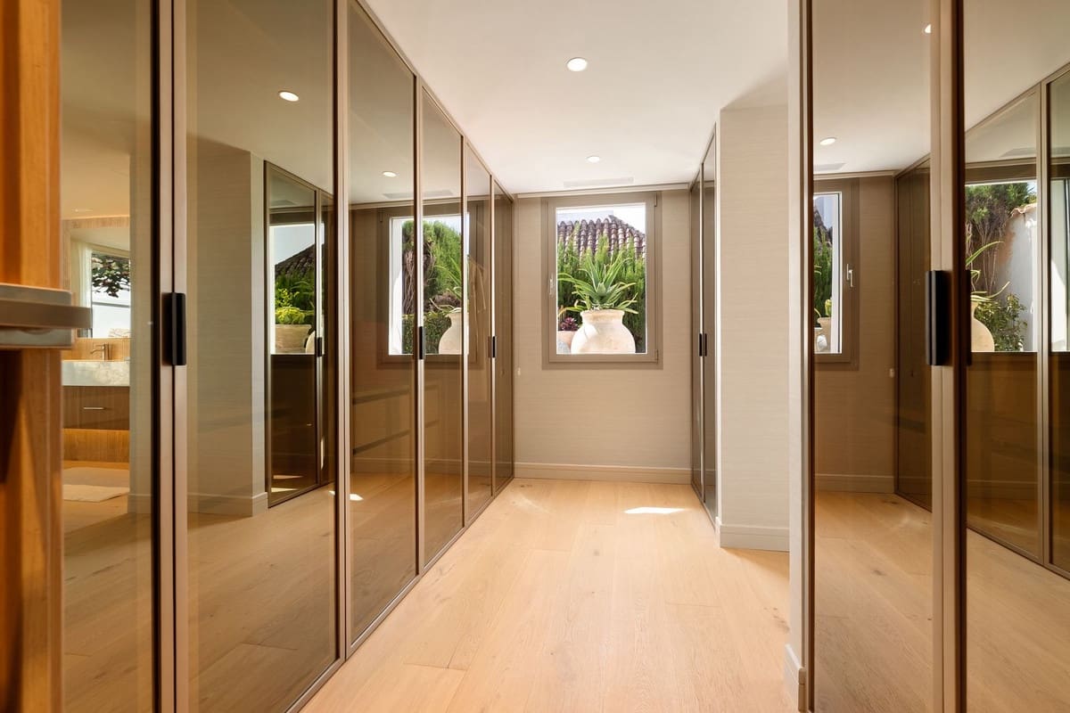 5 soveværelse Villa til salg i Nueva Andalucia - € 5.150.000 (Ref: 9143506)