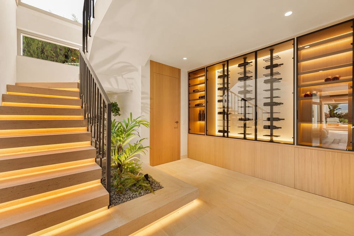 5 soveværelse Villa til salg i Nueva Andalucia - € 5.150.000 (Ref: 9143506)