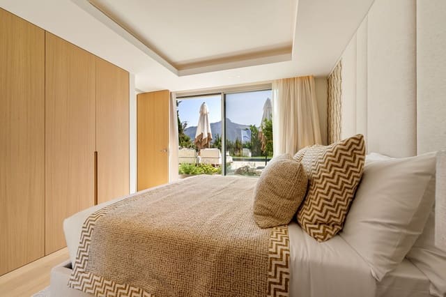 5 soverom Villa til salgs i Aloha Golf, Marbella med svømmebasseng - € 5 150 000 (Ref: 9143506)
