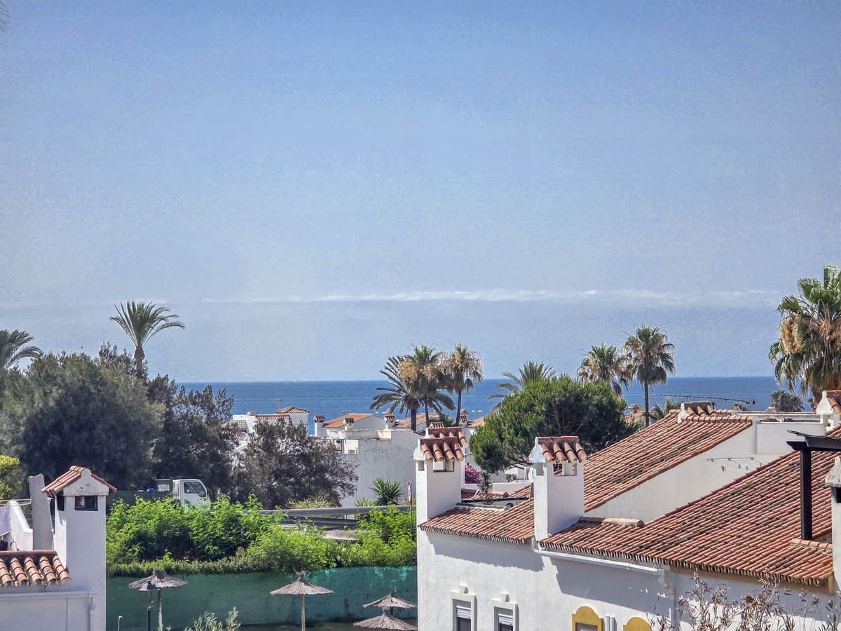 3 makuuhuone Omakotitalo myytävänä paikassa Bahia de Casares - 425 000 € (Ref: 9143508)