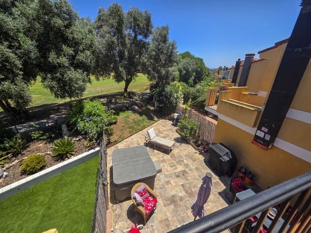 3 sypialnia Dom na sprzedaż w La Duquesa / Puerto de la Duquesa, Manilva - 345 000 € (Ref: 9143509)