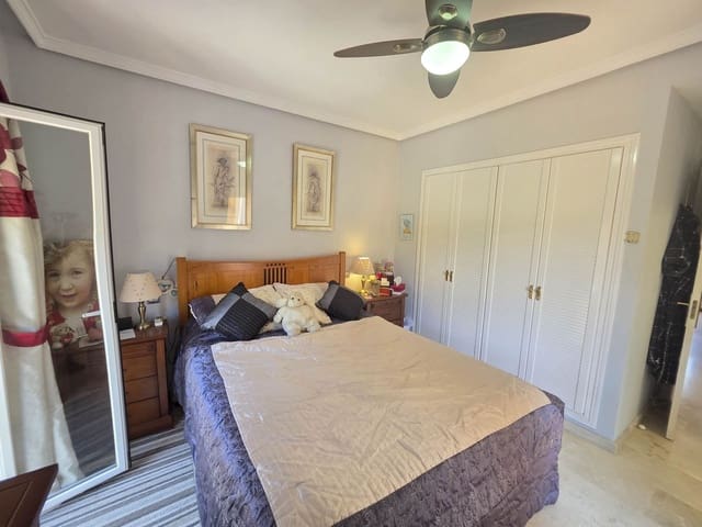 3 sypialnia Dom na sprzedaż w La Duquesa / Puerto de la Duquesa, Manilva - 345 000 € (Ref: 9143509)