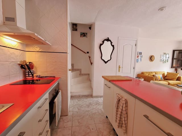 2 soverom Hus til salgs i Manilva Pueblo, Manilva med svømmebasseng - € 256 000 (Ref: 9143510)