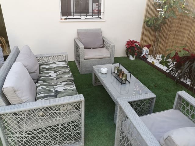 4 sypialnia Dom na sprzedaż w Zona Calvario, Estepona - 595 000 € (Ref: 9143511)