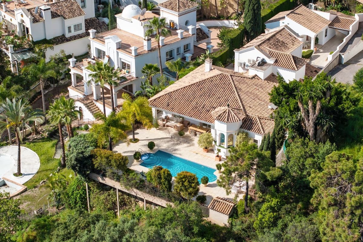 4 bedroom Villa for sale in La Quinta - € 2,395,000 (Ref: 9143514)