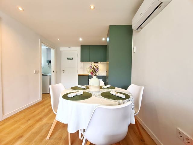 2 soverom Leilighet til salgs i Zona Calvario, Estepona med svømmebasseng - € 270 000 (Ref: 9143521)