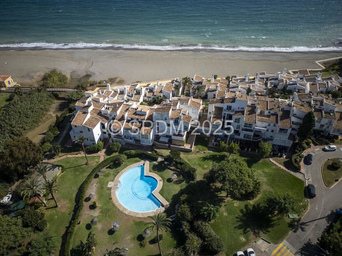 2 Zimmer Apartment zu verkaufen in Estepona mit Pool - 265.000 € (Ref: 9143521)