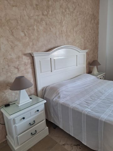 1 Zimmer Apartment zu verkaufen in Zona Calvario, Estepona - 295.000 € (Ref: 9143526)