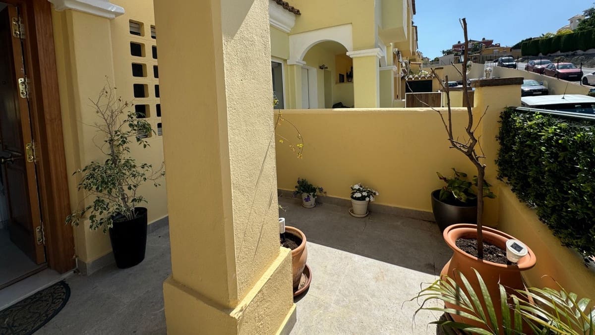 3 Zimmer Haus zu verkaufen in Estepona mit Garage - 375.000 € (Ref: 9143532)