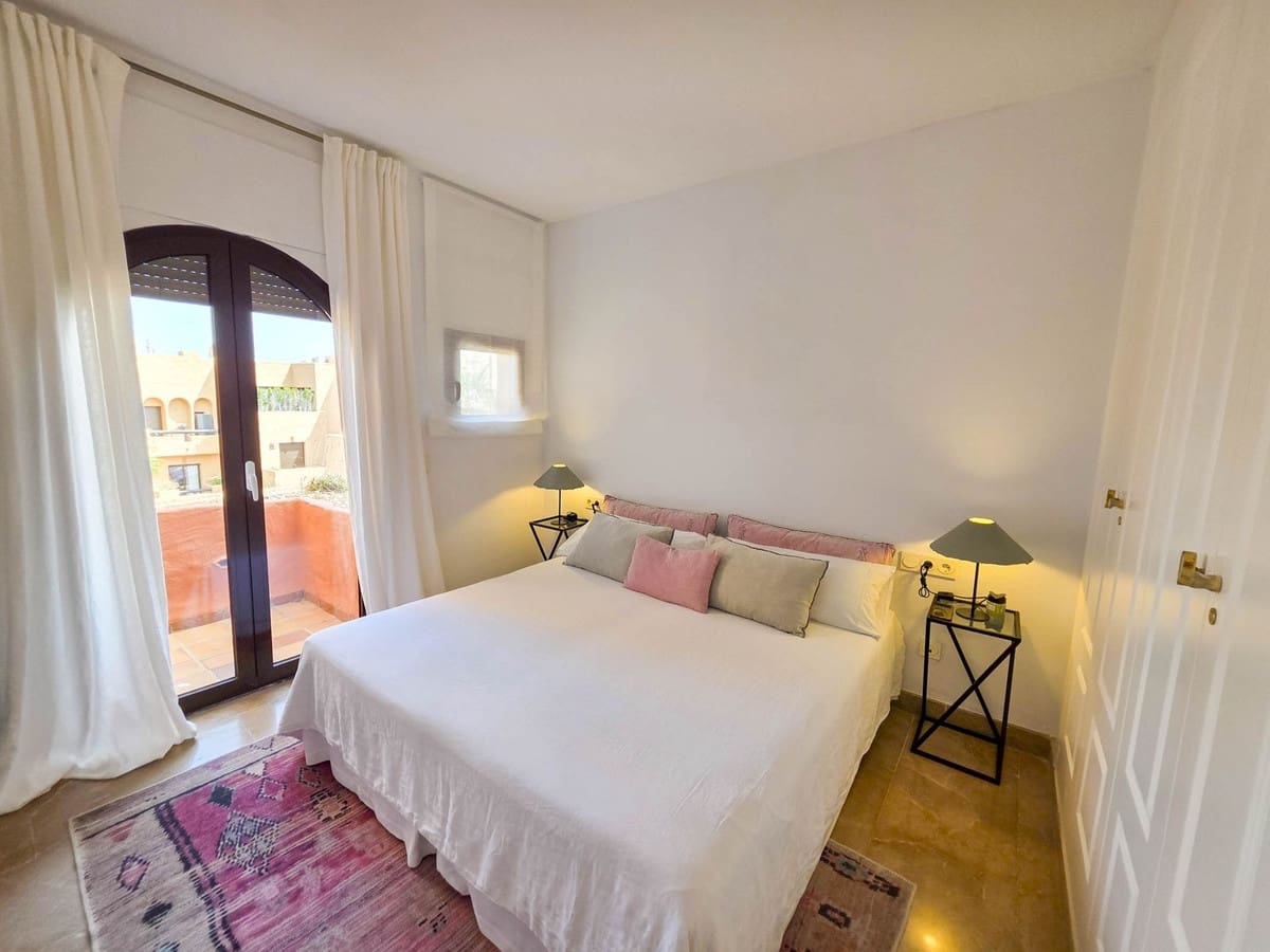 2 Zimmer Apartment zu verkaufen in San Luis de Sabinillas mit Garage - 279.000 € (Ref: 9143535)