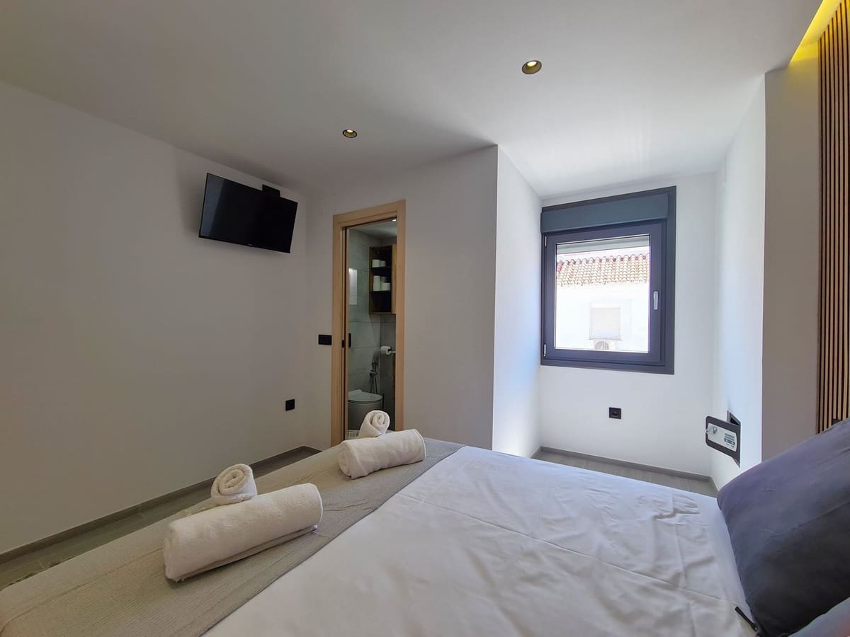 4 quarto Apartamento para venda em Estepona - 480 000 € (Ref: 9143542)